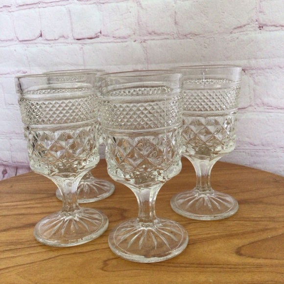 Vintage Anchor Hocking Wexford Claret Wine Glasses - Set of 4 - Picture 4 of 8